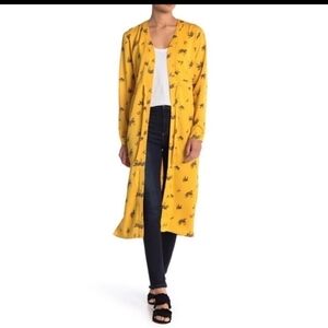 Melrose & Market Satin Robe Kimono Duster Floral Golden Yellow Front Tie Size L.